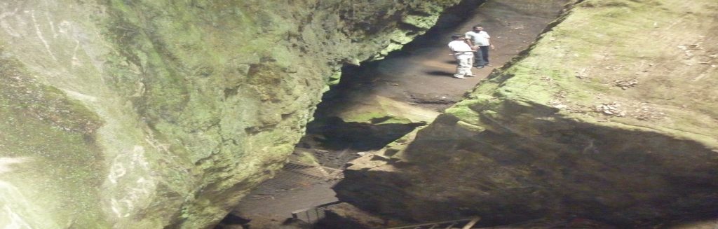Guna Caves - Kodaikanal